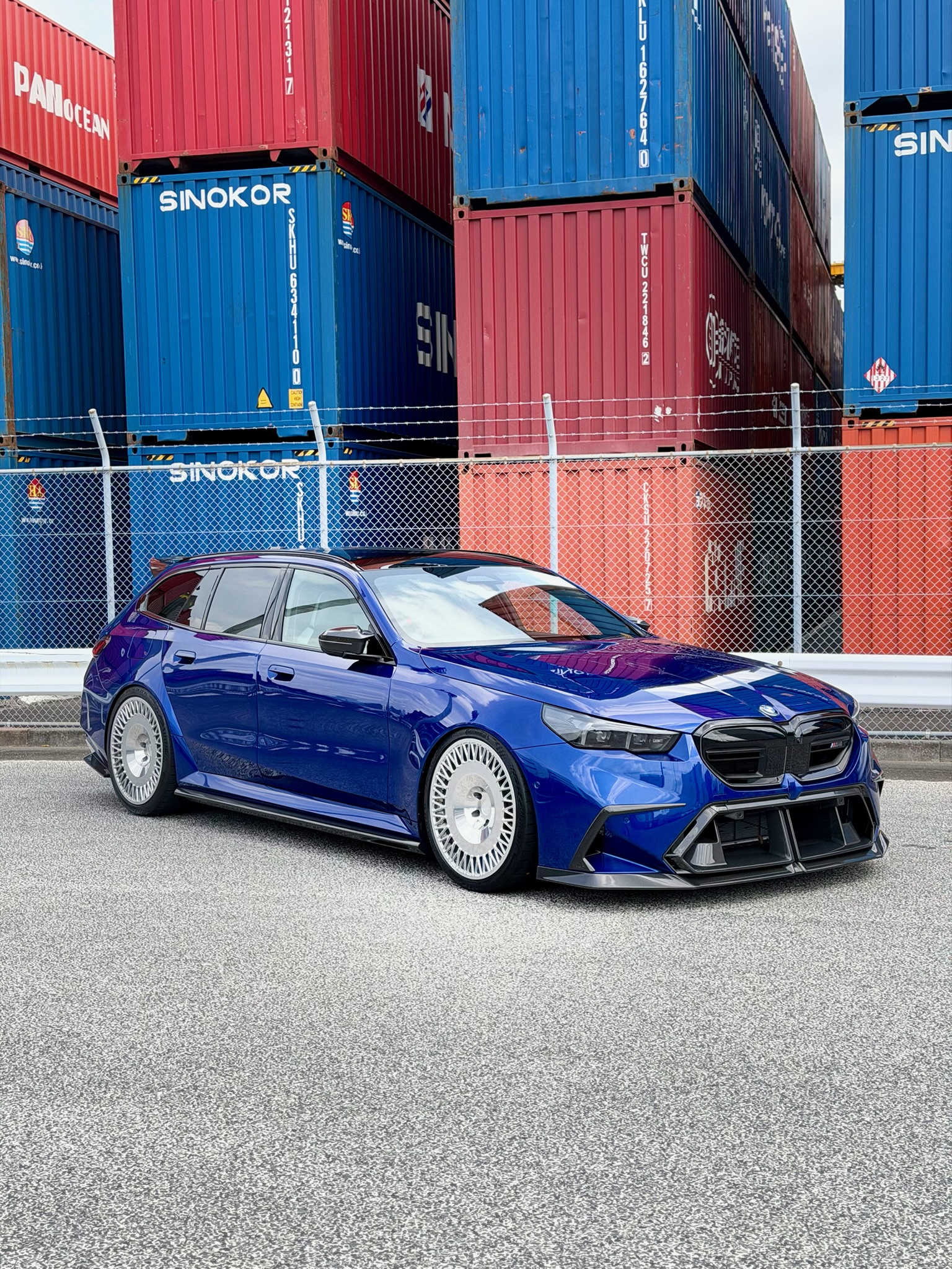 Aulleria-01 Premium — Car fitment